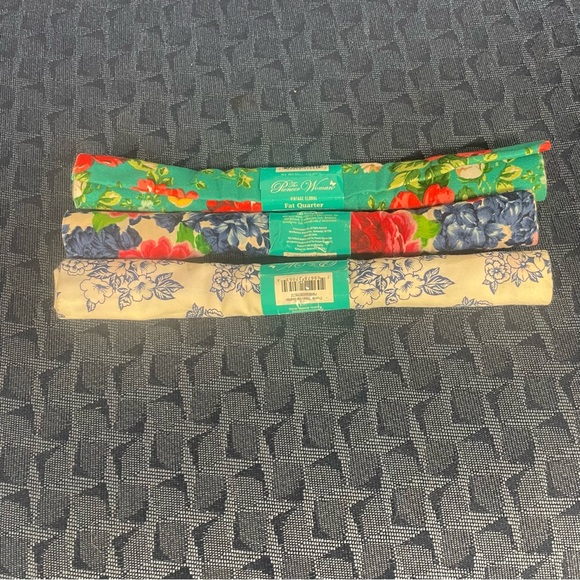 Pioneer Woman “Fat Quarter” pieces of fabric. - Picture 2 of 5